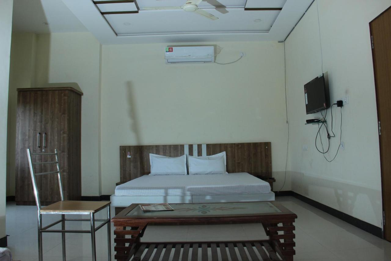 Hotel O Athitya Resort Sikar Luaran gambar